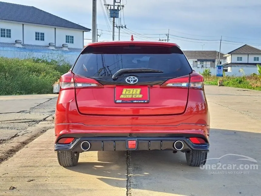 2019 Toyota YARIS G Hatchback