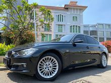 2015 BMW 320i 2.0 Luxury Sedan Nik2015 Black On Beige Mewah Km40rb Record TDP.150JT // Best Offer!!