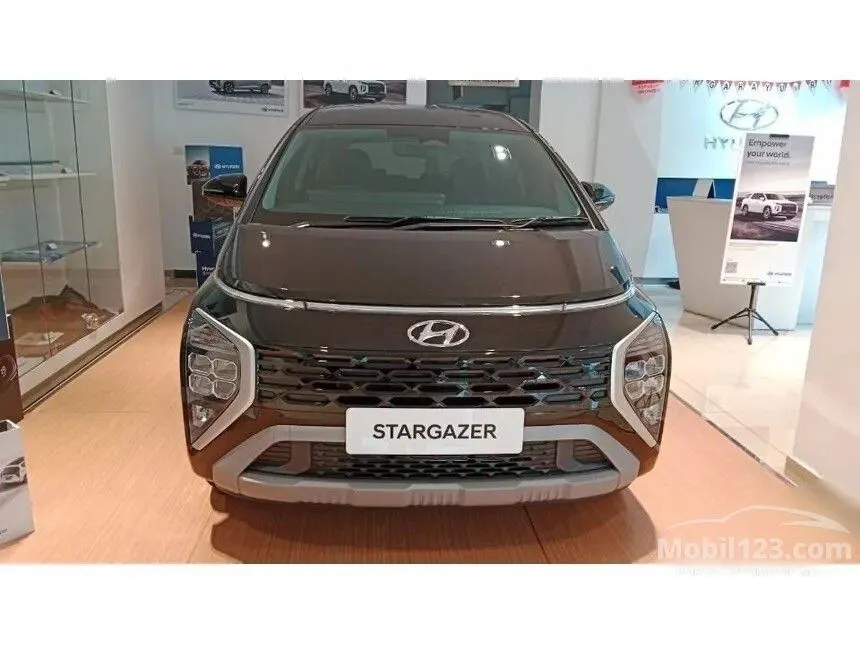 Jual Mobil Hyundai Stargazer 2024 Prime 1.5 di Banten Automatic Wagon Hitam Rp 249.600.000