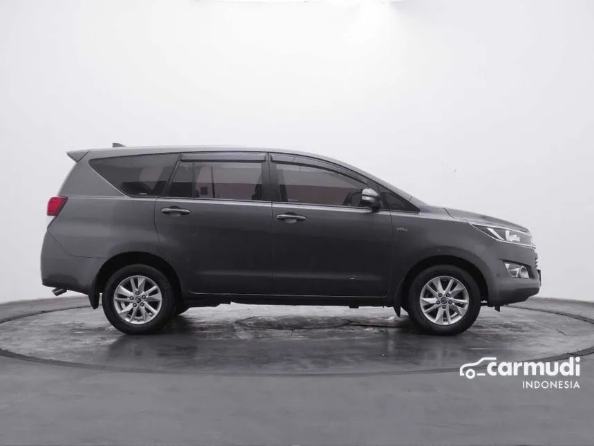 2016 Toyota Kijang Innova V MPV