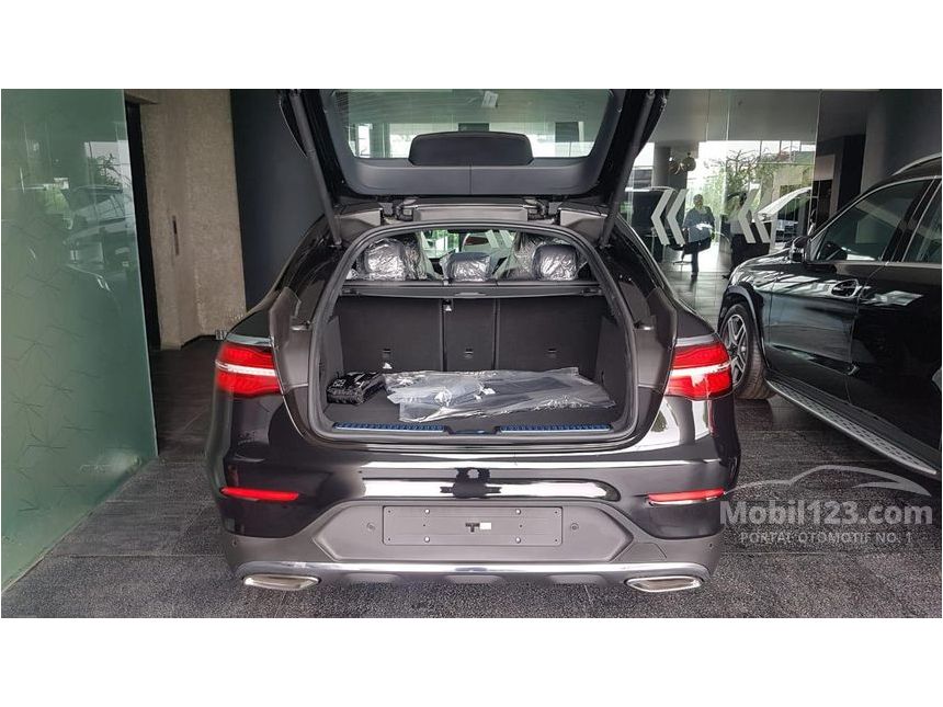2019 Mercedes-Benz GLC300 AMG 4MATIC Coupe