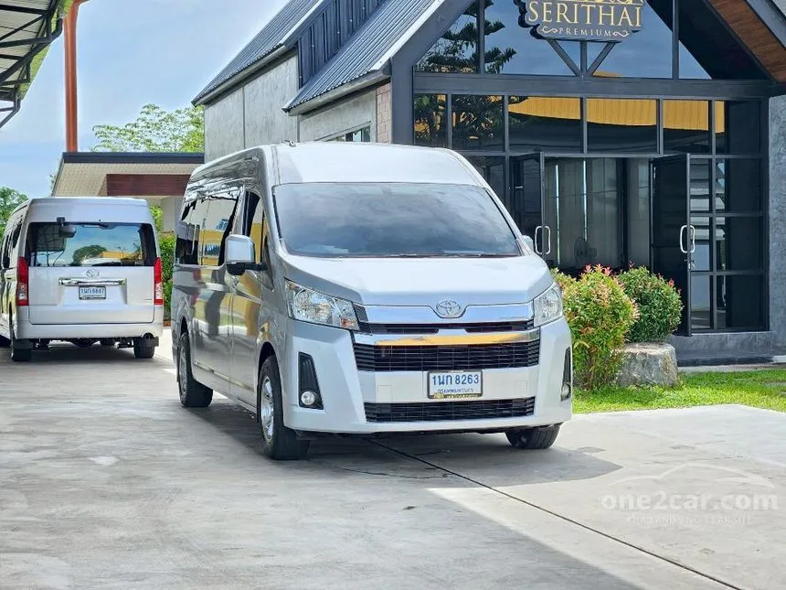 2020 Toyota HIACE GL Van