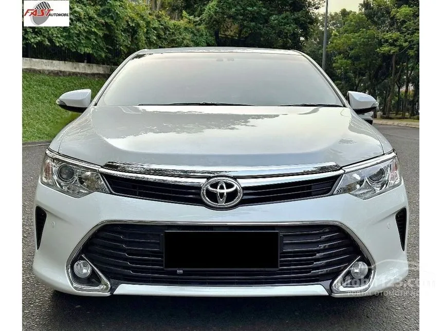 Jual Mobil Toyota Camry 2018 V 2.5 di DKI Jakarta Automatic Sedan Putih Rp 299.000.000