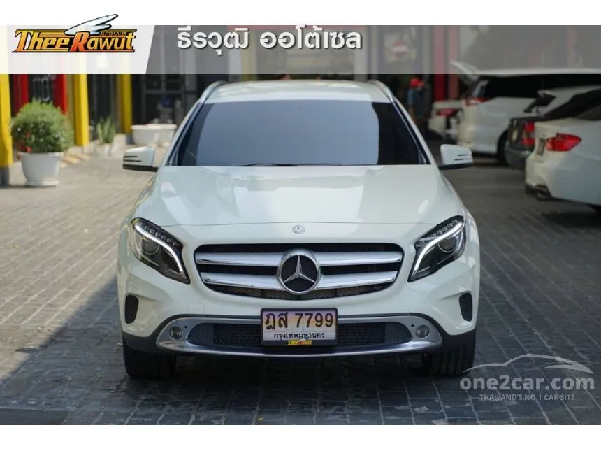 2016 Mercedes-Benz GLA200 SUV