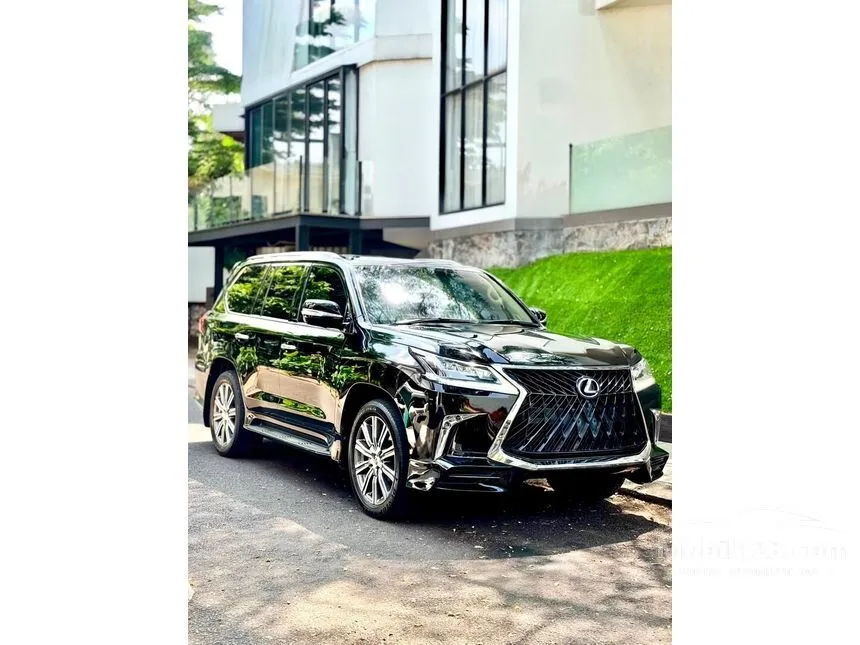 2017 Lexus LX 570 SUV