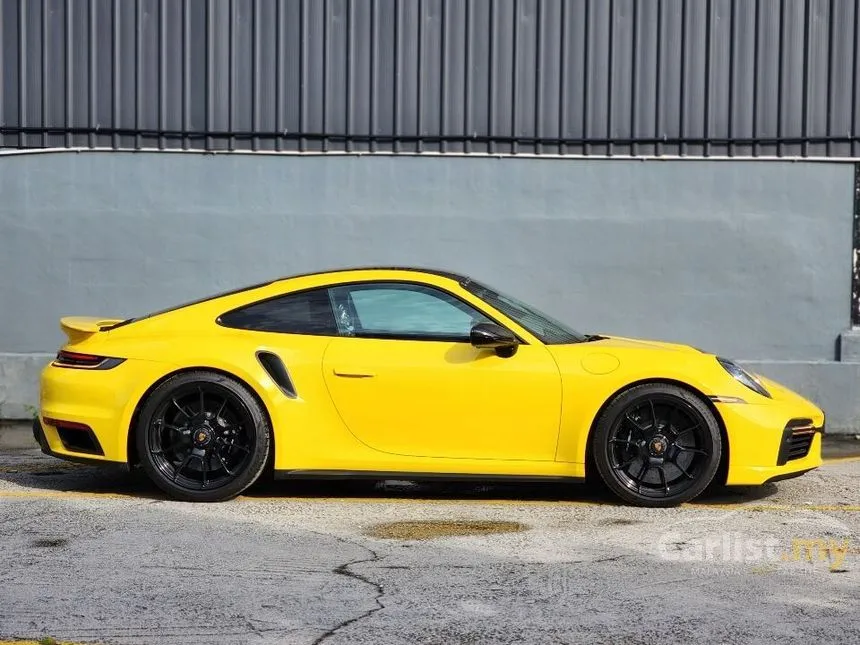 2021 Porsche 911 Turbo S Coupe