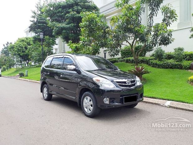 Toyota Avanza  Mobil  bekas dijual di Indonesia Dari 260 