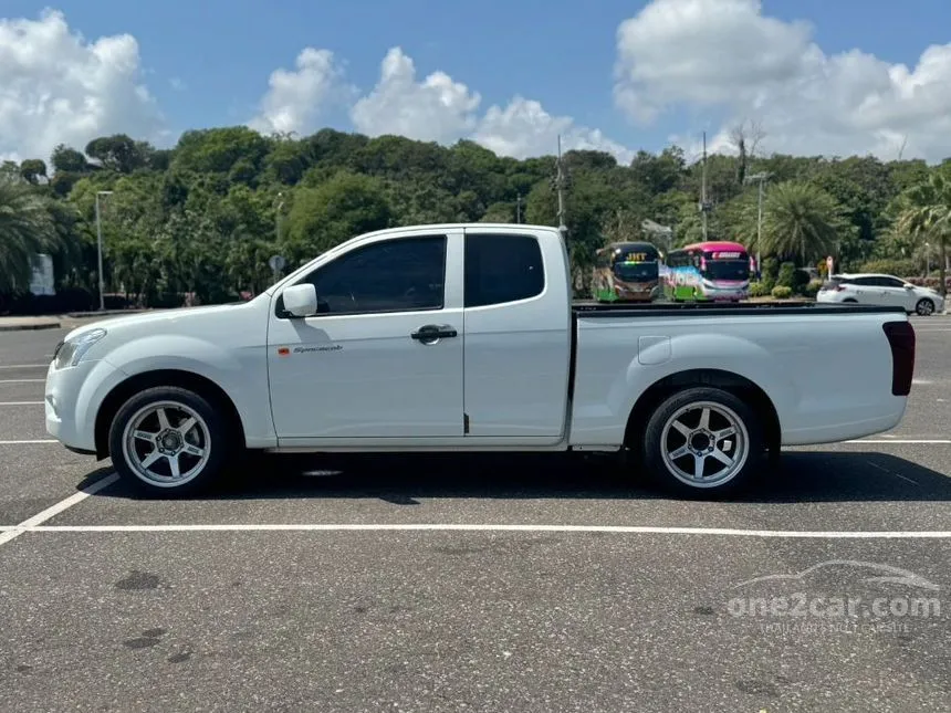 2018 Isuzu D-MAX S Space Cab Pickup