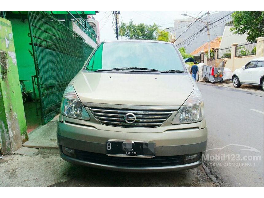 Jual Mobil  Nissan Serena  2004 Highway Star 2 0 di DKI 