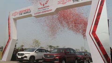 Wuling Almaz Berlogo Chevrolet Captiva Diekspor ke 3 Negara