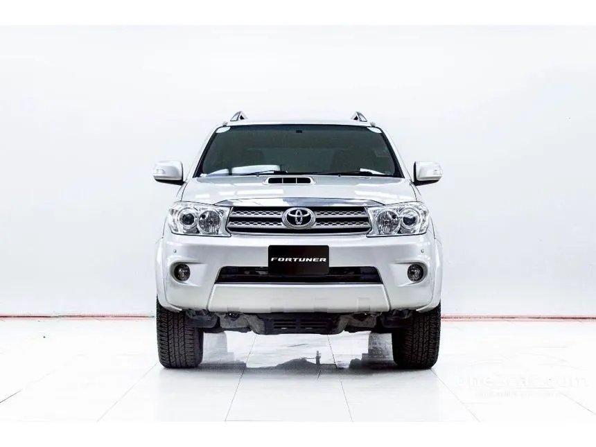 2009 Toyota FORTUNER V SUV