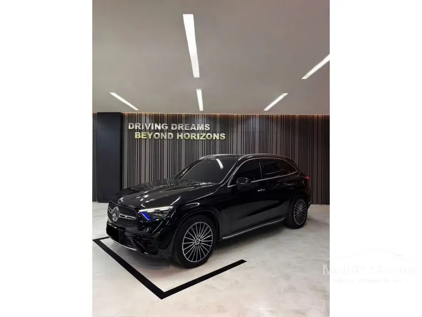 2024 Mercedes-Benz GLC300 AMG Line 4MATIC SUV