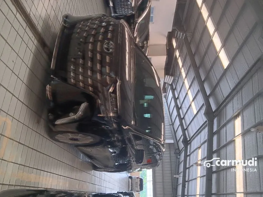 2024 Toyota Alphard HEV Modelista MPV