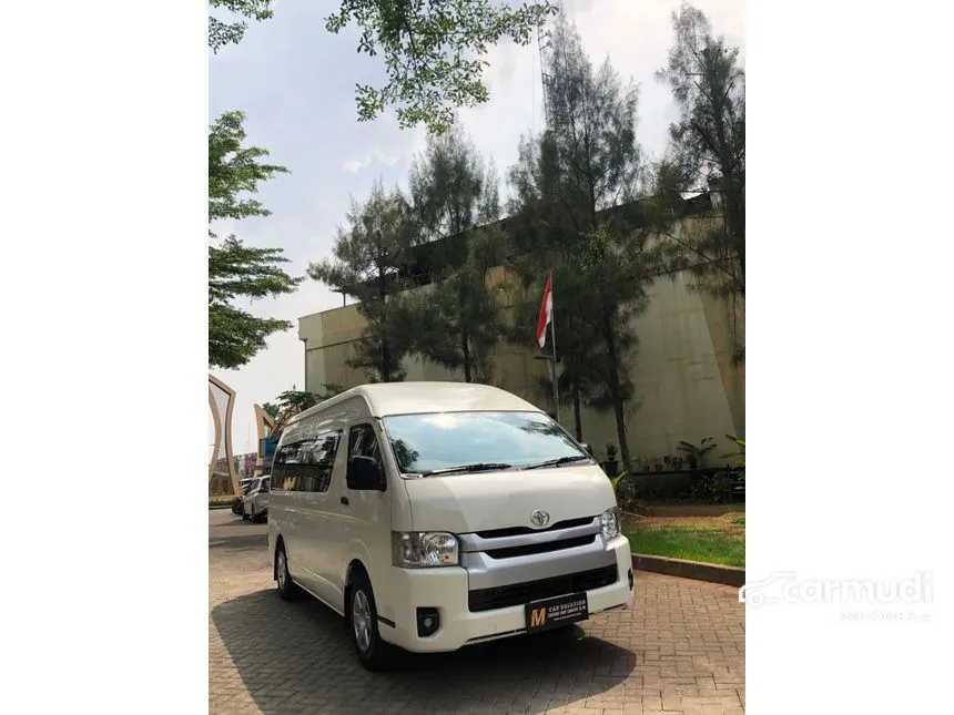 2024 Toyota Hiace Commuter Van Wagon