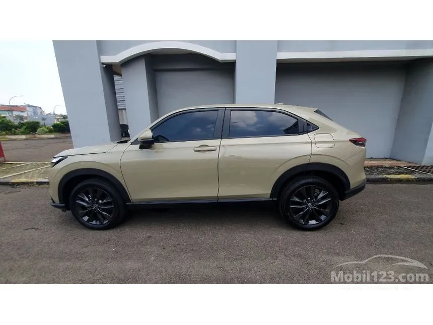 2025 Honda HR-V e:HEV SUV