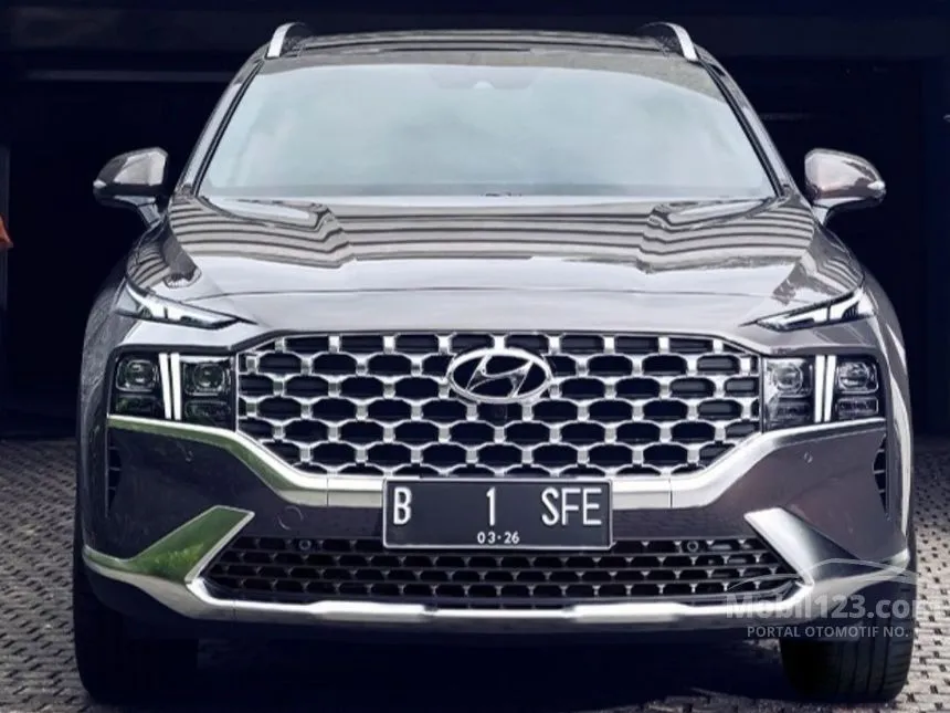 Jual Mobil Hyundai Santa Fe 2024 CRDi Signature 2.2 di DKI Jakarta Automatic SUV Hitam Rp 706.000.000