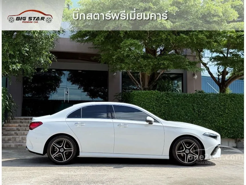 2025 Mercedes-Benz A200 AMG Dynamic Sedan