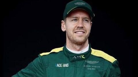Februari 2021, Aston Martin F1 Team dan Sebastian Vettel Dikenalkan