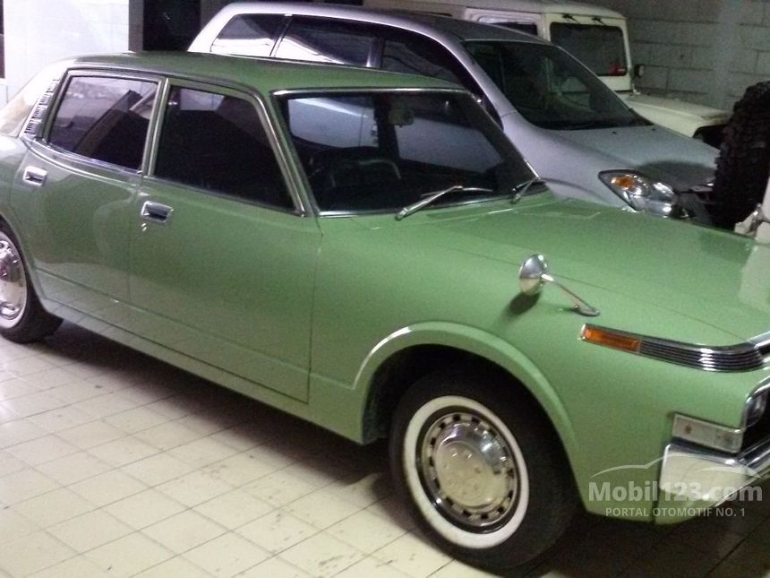 Toyota crown 1975