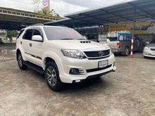 2015 Toyota Fortuner 3.0 (ปี 12-15) V SUV