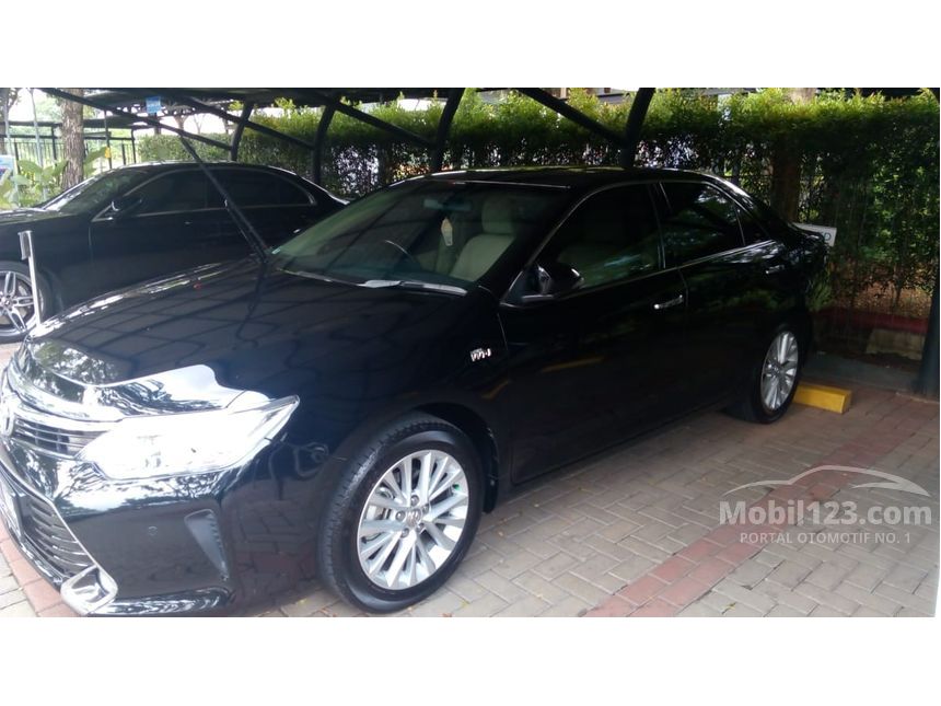 Jual Mobil Toyota Camry 2019 V 2 5 di Banten Automatic 