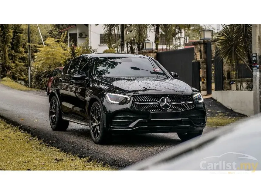 2020 Mercedes-Benz GLC300 4MATIC AMG Line Coupe