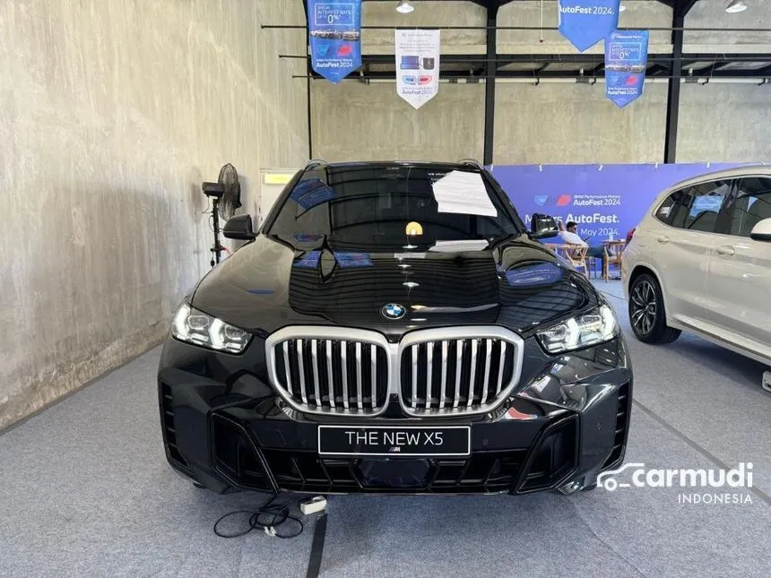 Jual Mobil BMW X5 2024 xDrive40i xLine 3.0 di DKI Jakarta Automatic SUV Hitam Rp 1.965.000.900