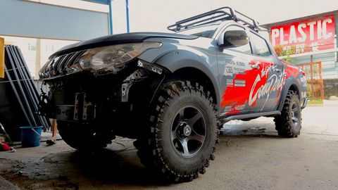 Mitsubishi’s All-New Triton Soldiers Through The 2015 Borneo Safari