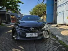 2019 Toyota Camry 2.5 V Sedan hitam