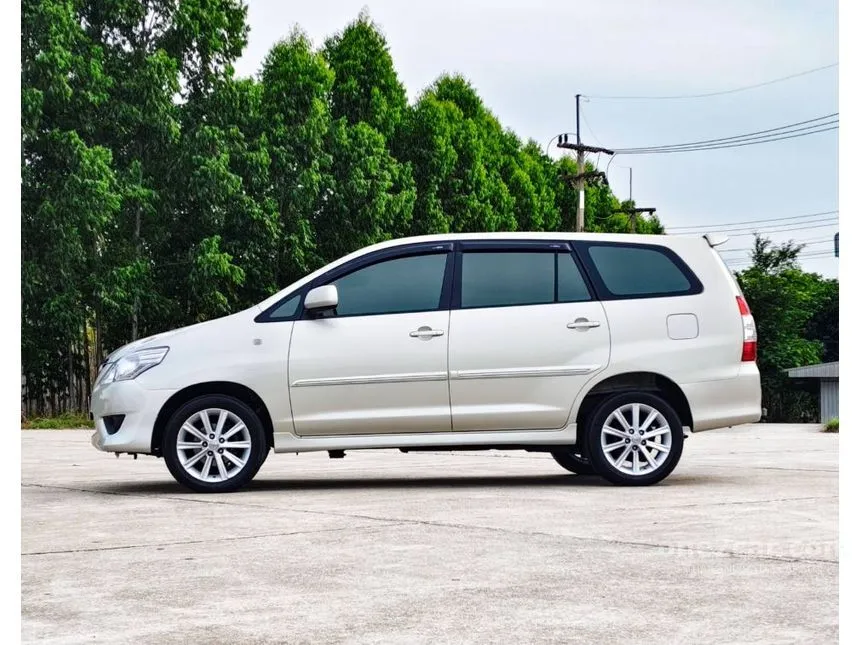 2012 Toyota INNOVA G Wagon