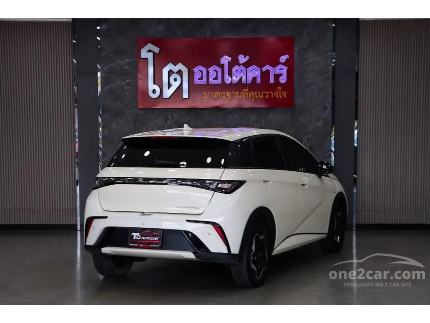 2024 BYD Dolphin Standard Range Hatchback