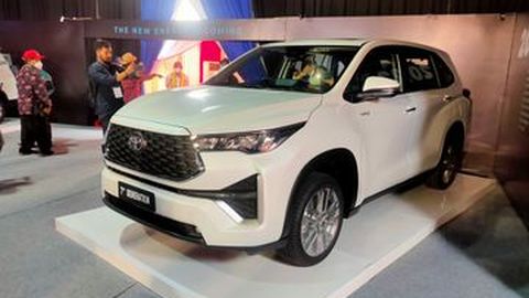 Kini 6 Bulan, Inden Toyota Kijang Innova Zenix Hybrid Bisa Makin Lama