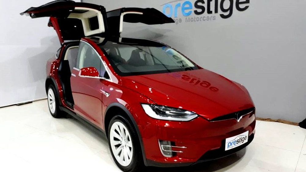 Harga Tesla Model X di Indonesia Setara 163 Motor Listrik 