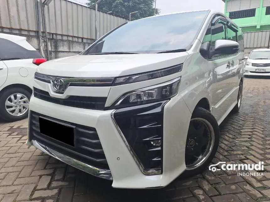 Jual Mobil Toyota Voxy 2017 2.0 di Jawa Barat Automatic Wagon Putih Rp 289.000.000