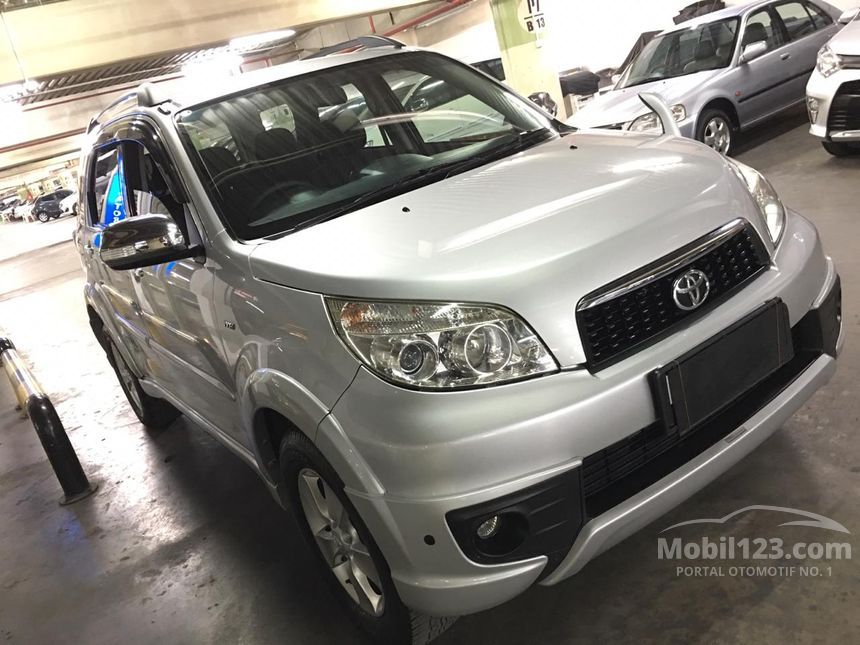 Toyota rush 2014