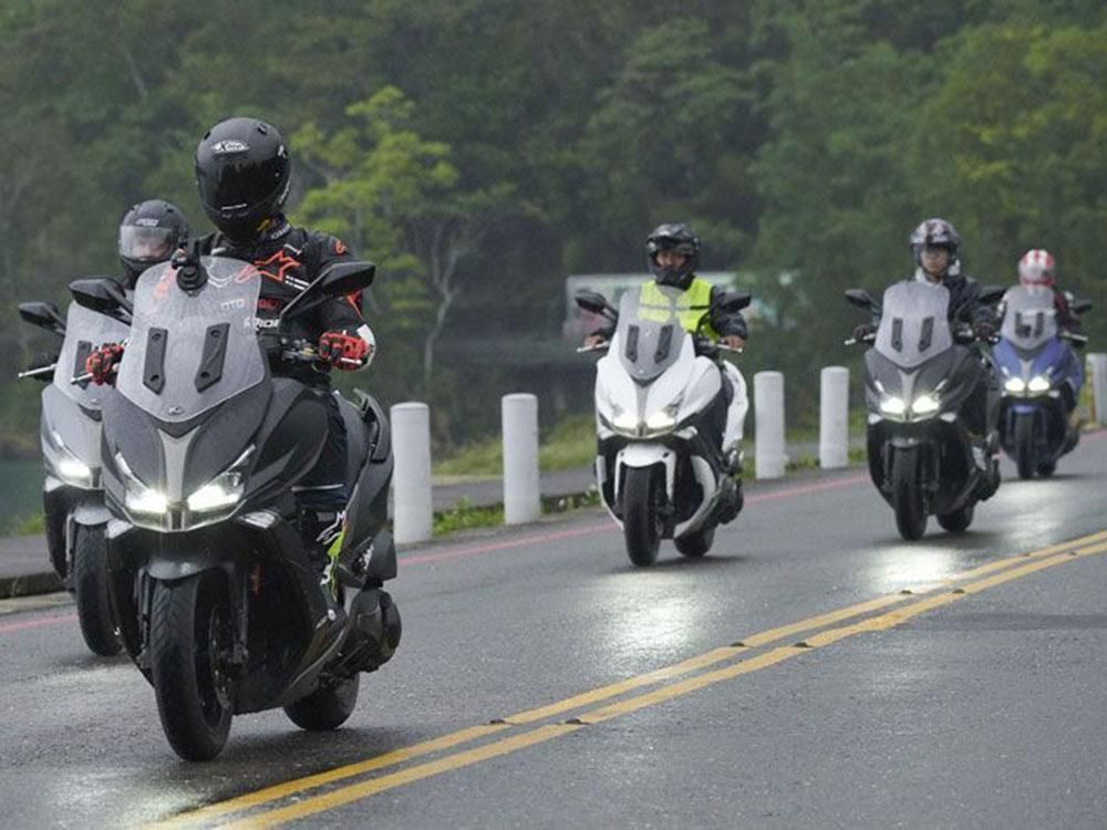 Kakorlantas Imbau Pengendara Motor Pakai Sepatu, Bukan Sandal Jepit