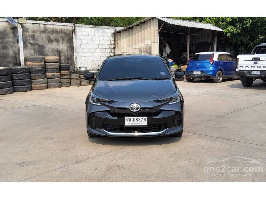 2023 Toyota YARIS Premium Hatchback