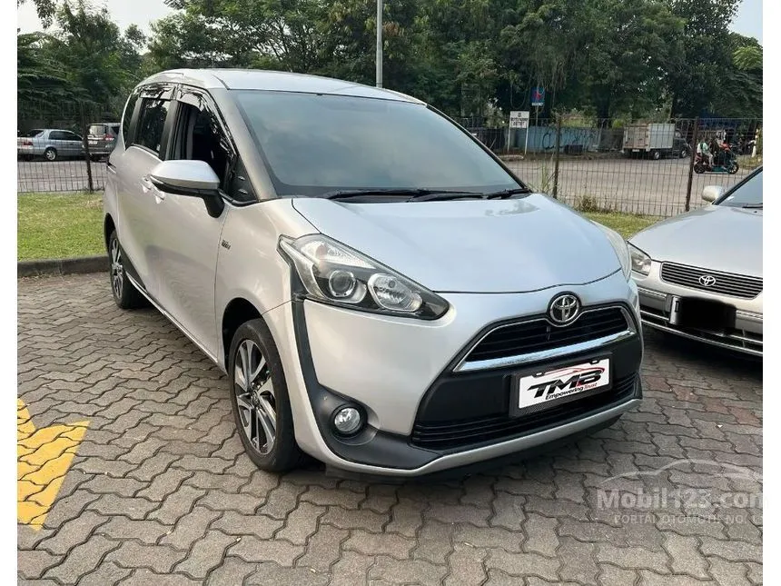 2017 Toyota Sienta V MPV