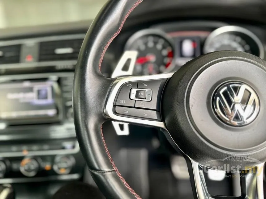 2013 Volkswagen Golf GTI Hatchback