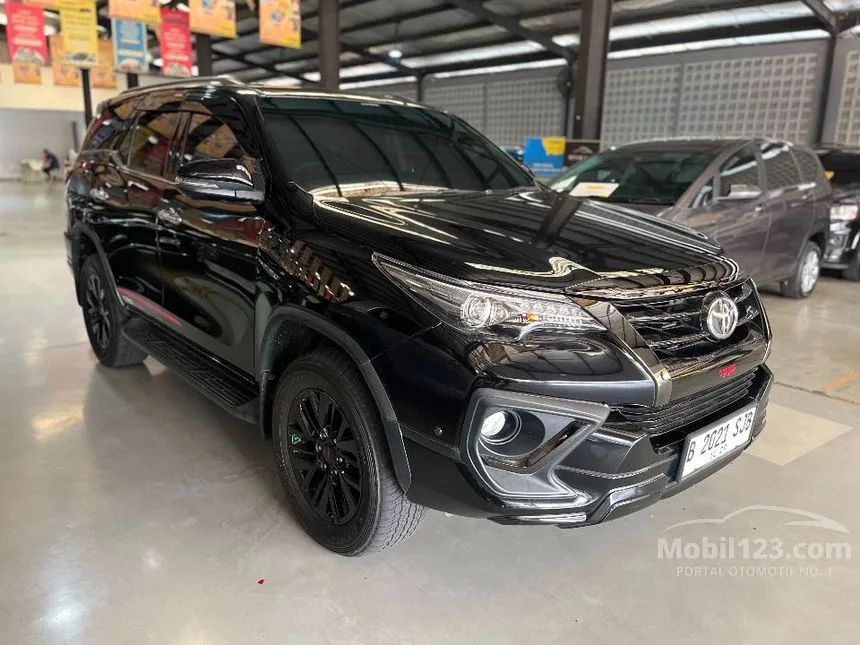 2019 Toyota Fortuner VRZ TRD 4X2 SUV