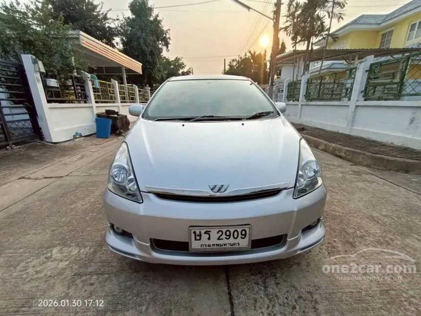2004 Toyota WISH S Wagon