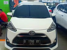 Toyota Sienta 1.5 Q At 2017