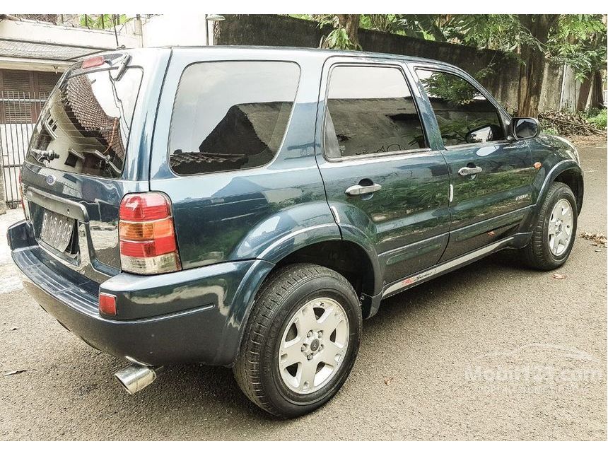 Jual Mobil  Ford  Escape  2005 XLT  2 3 di DKI Jakarta 