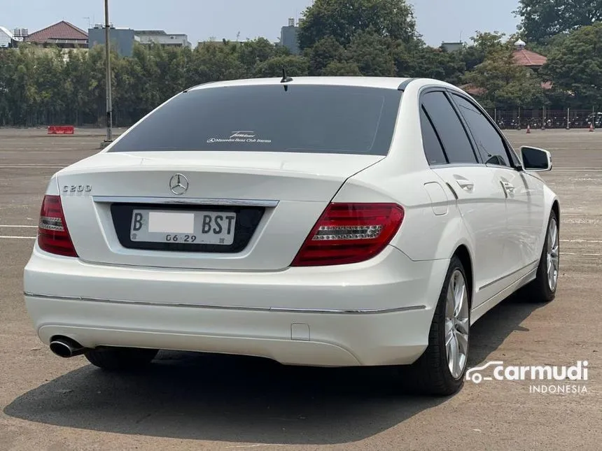 2014 Mercedes-Benz C200 CGI Sedan