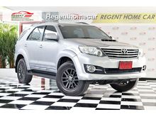 2015 Toyota Fortuner 3.0 (ปี 12-15) V SUV