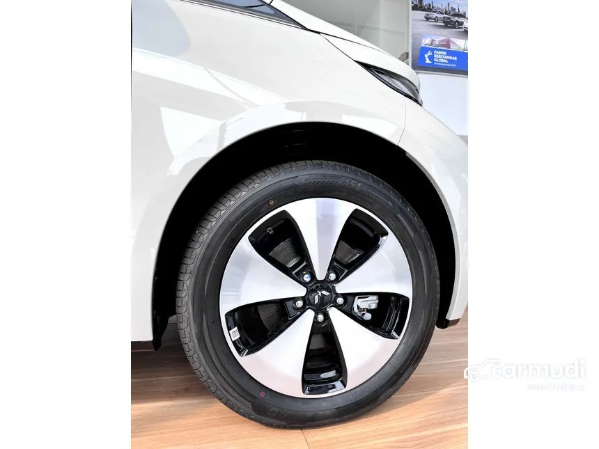 2025 Wuling Cloud EV Lite Hatchback