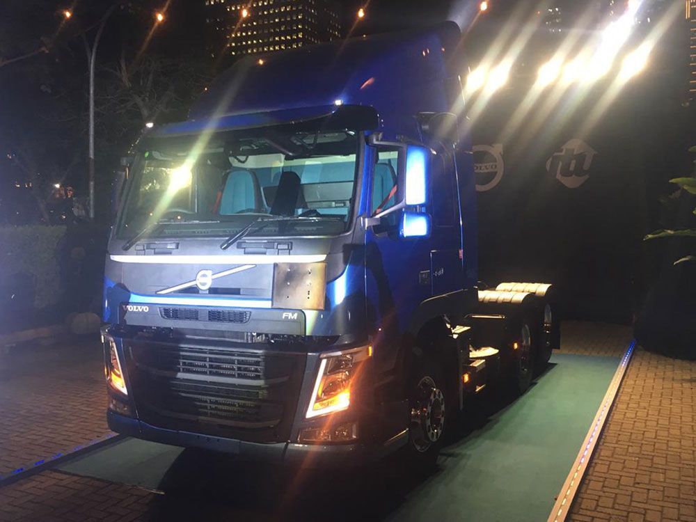 Volvo Luncurkan Truk Baru Yang Siap Tenggak Solar B30 - Berita Otomotif ...