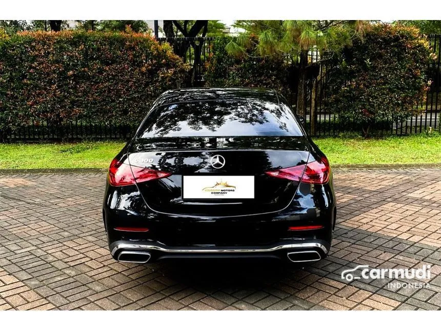 2022 Mercedes-Benz C300 AMG Line Sedan