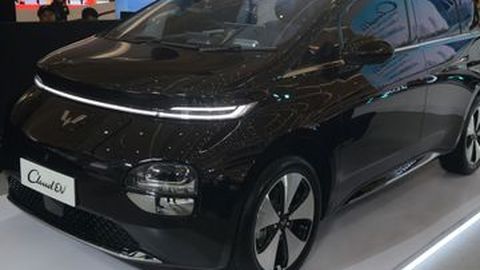 Sama-sama Rp300 Jutaan, Wuling Yakin Cloud EV dan Binguo EV Tak akan Saling ‘Makan’