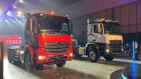 Mercedes-Benz Rilis Dua Truk Euro 5, Bisa ‘Minum’ BBM B35 kalau Terpaksa